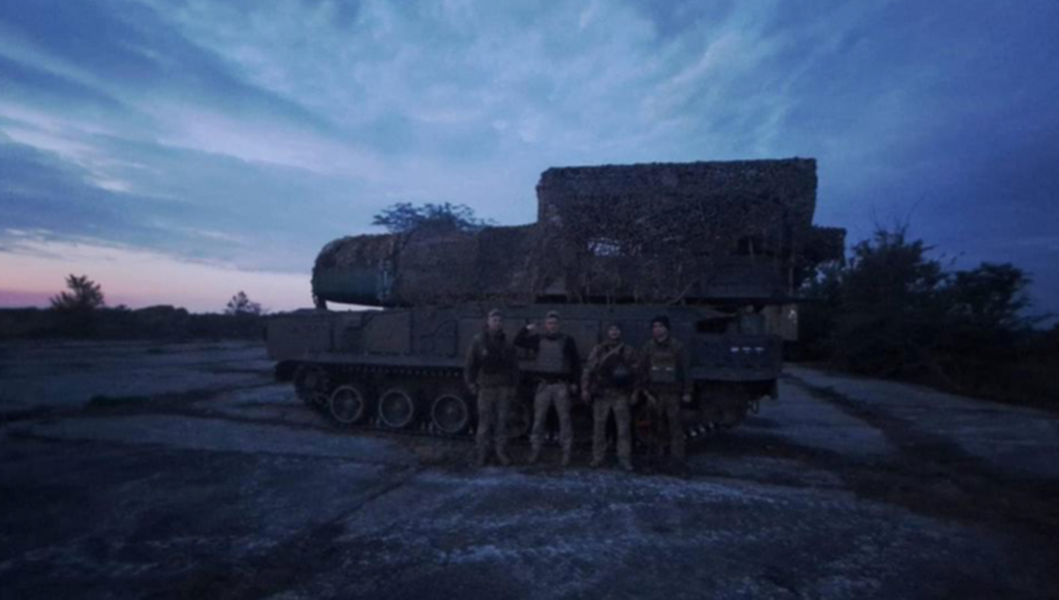 Mỹ mới đây cho biết đã cung cấp cho Ukraine dữ liệu kỹ thuật cần thiết để có thể tự chế tạo hệ thống phòng không FrankenSAM ở trong nước, qua đó đẩy nhanh tốc độ triển khai các khí tài này ra chiến trường.