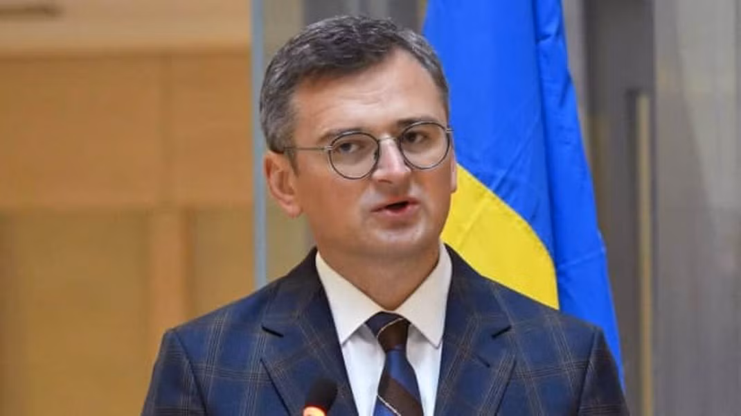 "Bên nào kiểm soát bầu trời sẽ quyết định thời gian và cách thức cuộc xung đột kết thúc", ông Dmytro Kuleba nhấn mạnh.