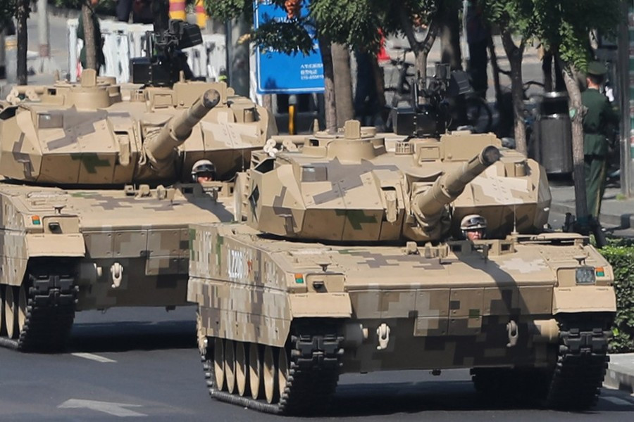 Trung Quốc chính là nước đi tiên phong khi phát triển xe tăng hạng trung ZTQ-15 có trọng lượng vừa phải để hoạt động trên cao nguyên Tây Tạng.