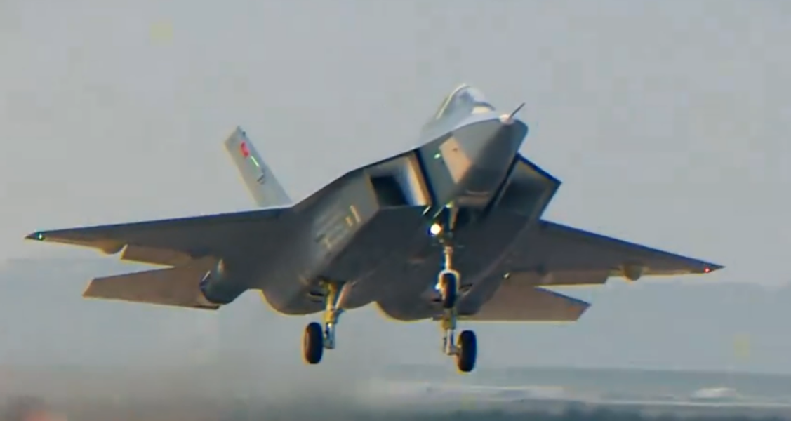 Hệ thống đẩy của máy bay chiến đấu KAAN dự kiến sẽ có hai động cơ, cung cấp lực đẩy cần thiết cho các thao tác tốc độ cao và chuyến bay siêu thanh liên tục.