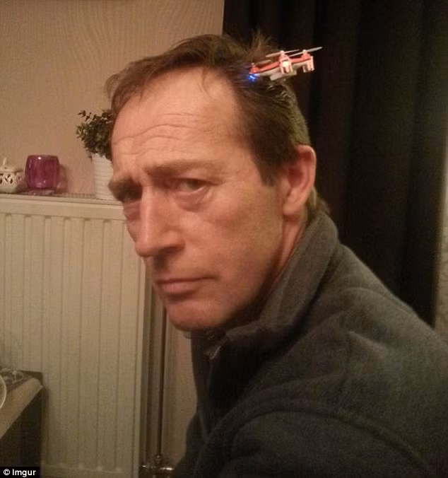 Đầu bố có vẻ là sân bay tốt nhất để con hạ cánh máy bay.