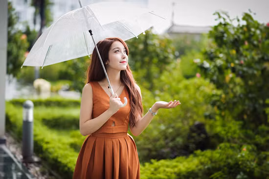 Hot girl FPT co the xu ai co tinh nham co la tu ba-Hinh-2