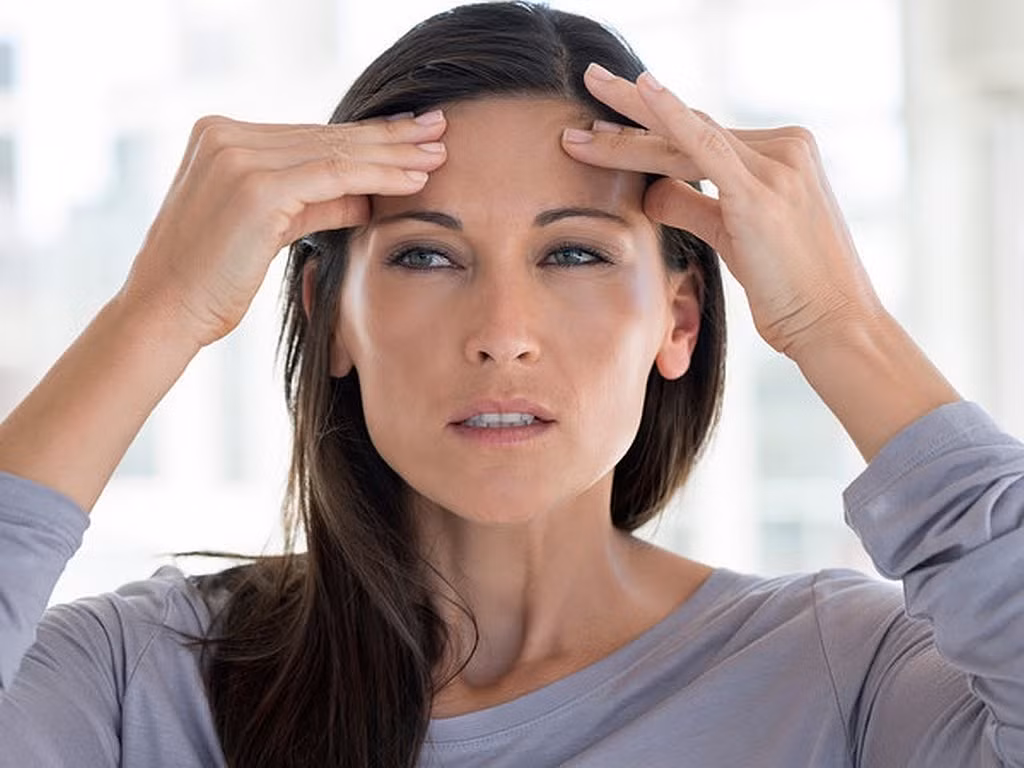 Phụ nữ ở giai đoạn tiền mãn kinh cũng phải đối mặt với những vấn đề về chảy máu âm đạo.