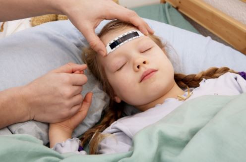 Lá tre trị co giật trẻ em. Liều lượng: 16g lá tre, 12g sinh địa, 12g mạch môn, 12g câu đằng, 12g lá vông, 10g chi tử, 8g cương tằm, 8g bạc hà. Cách dùng: sắc uống, 1 thang thuốc/ ngày.