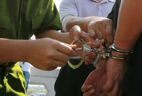 Vach mat thu pham vu nguoi dan ong chet bi an tu mot manh vo-Hinh-2