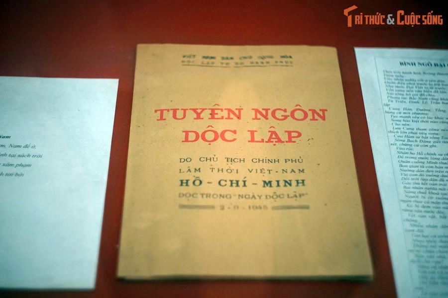 Tuyên ngôn Độc lập - bản Tuyên ngôn khai sinh ra nước Việt Nam Dân chủ cộng hòa ngày 2/9/1945, được soạn thảo và thông qua tại nhà 48 Hàng Ngang.
