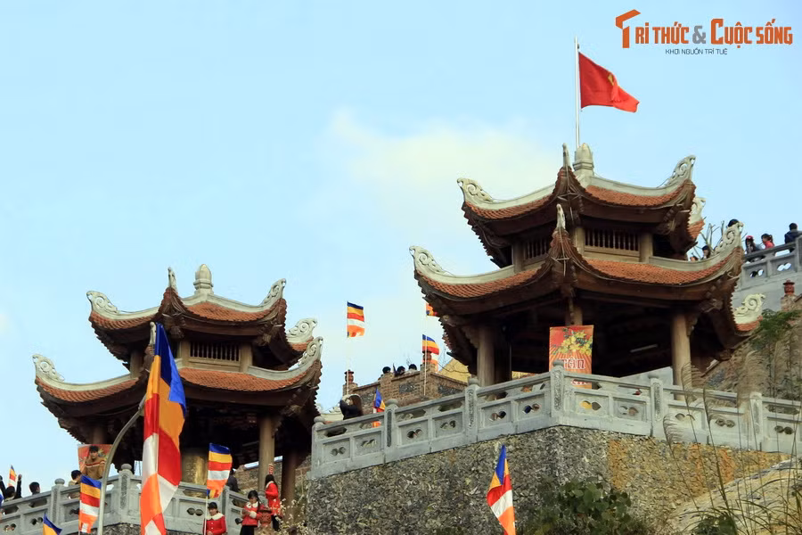 Khánh thành cuối năm 2014, đây là ngôi chùa đầu tiên được xây dựng tại khu vực biên giới phía Bắc thuộc tỉnh Cao Bằng. Ảnh: Đức Thuận.