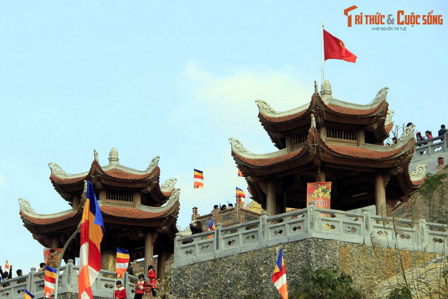 Khánh thành cuối năm 2014, đây là ngôi chùa đầu tiên được xây dựng tại khu vực biên giới phía Bắc thuộc tỉnh Cao Bằng. Ảnh: Đức Thuận.