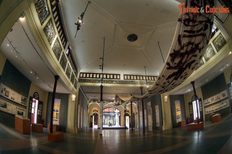 Từ cuối năm 2018, trường mẫu giáo được di dời để trùng tu toàn diện hội quán Quảng Đông. Cuối năm 2021, công trình khánh thành trong vai trò một trung tâm triển lãm nghệ thuật, với tên gọi chính thức là Trung tâm văn hóa nghệ thuật 22 Hàng Buồm.