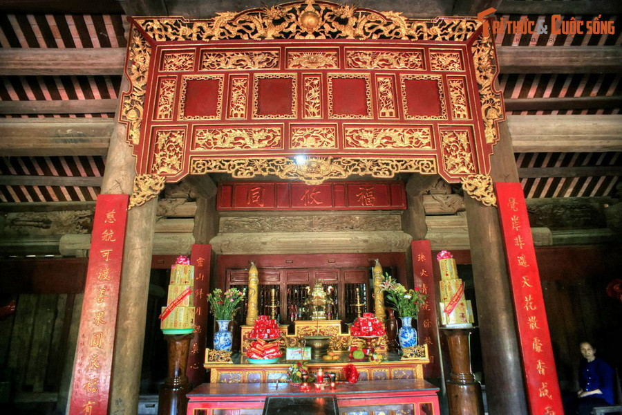 Vị Thánh được thờ ở chùa Keo Thái Bình là ngài Dương Không Lộ (1065-1141), vị đại sư thời nhà Lý có công dựng chùa. Ngài là một vị cao tăng đứng đầu tổ chức Phật giáo triều Lý, được coi là vị sư sáng lập nên nhiều ngôi chùa nhất trong lịch sử Phật giáo Việt Nam.