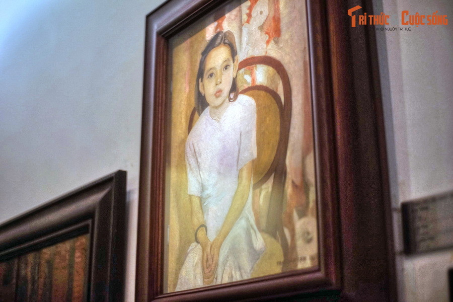 Theo giới chuyên môn, bức tranh "Em Thúy" là tác phẩm tiêu biểu cho nghệ thuật tả chân, cũng như tiêu biểu cho thể loại tranh chân dung Việt Nam giai đoạn đầu thế kỷ 20.