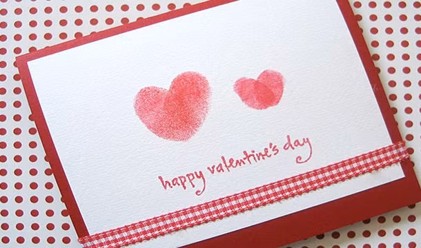Trong thời kỳ Victoria, người ta thường không ký tên lên thiệp Valentine vì cho rằng đó là điềm xấu.