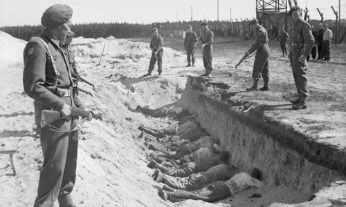 Một trong những nữ đồ tể khét tiếng nhất ở trại Bergen-Belsen đó là Herta Bothe. Theo các tài liệu lịch sử, ác nữ máu lạnh Bothe đã bắn chết nhiều nữ tù nhân cũng như dùng gậy gỗ đánh đập nạn nhân không thương xót. Sau khi quân đồng minh giải phóng trại tập trung này, nữ đồ tể Bothe bị bắt giữ và buộc tội tội phạm chiến tranh. Ả bị kết án 10 năm tù.