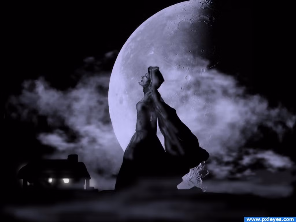 Ma nữ Banshee được miêu tả khi thì mặc quần áo màu xám, lúc khoác áo choàng trùm đầu.