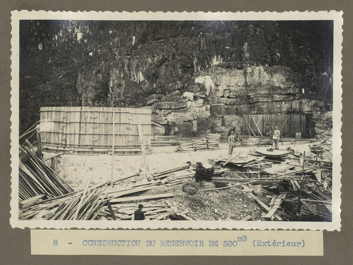 Thi công bể chứa 500 m3 (mặt bên ngoài).