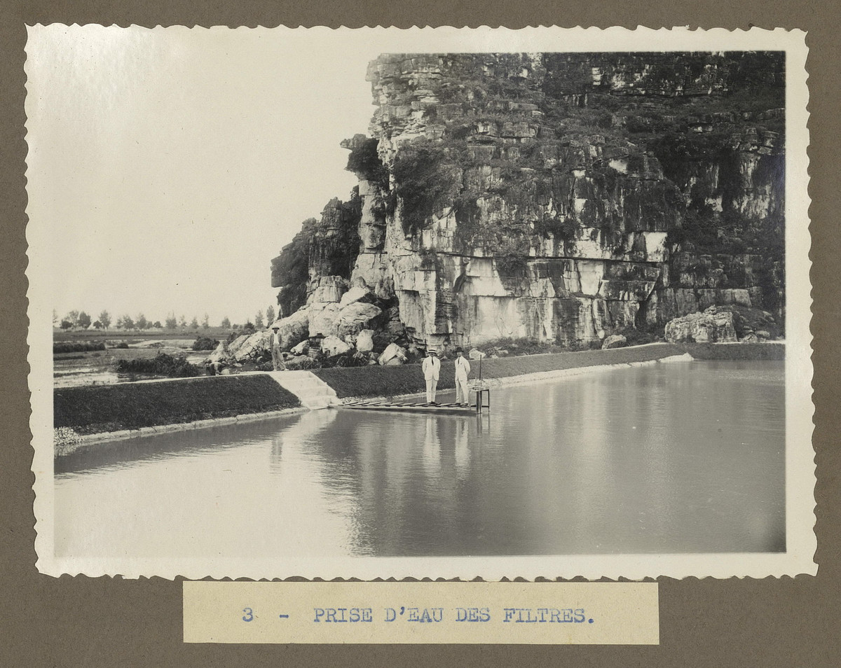 Bể chứa nước đã lọc.