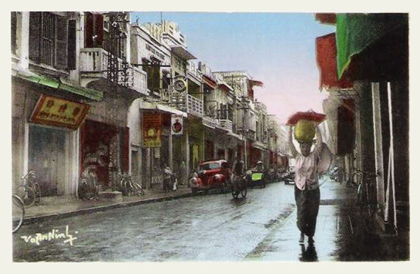 Phố Đông Kinh, nay là Phố Phan Bội Châu.