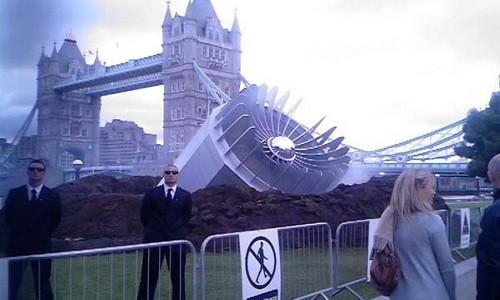 Sung sot thong tin ve UFO va nhung 