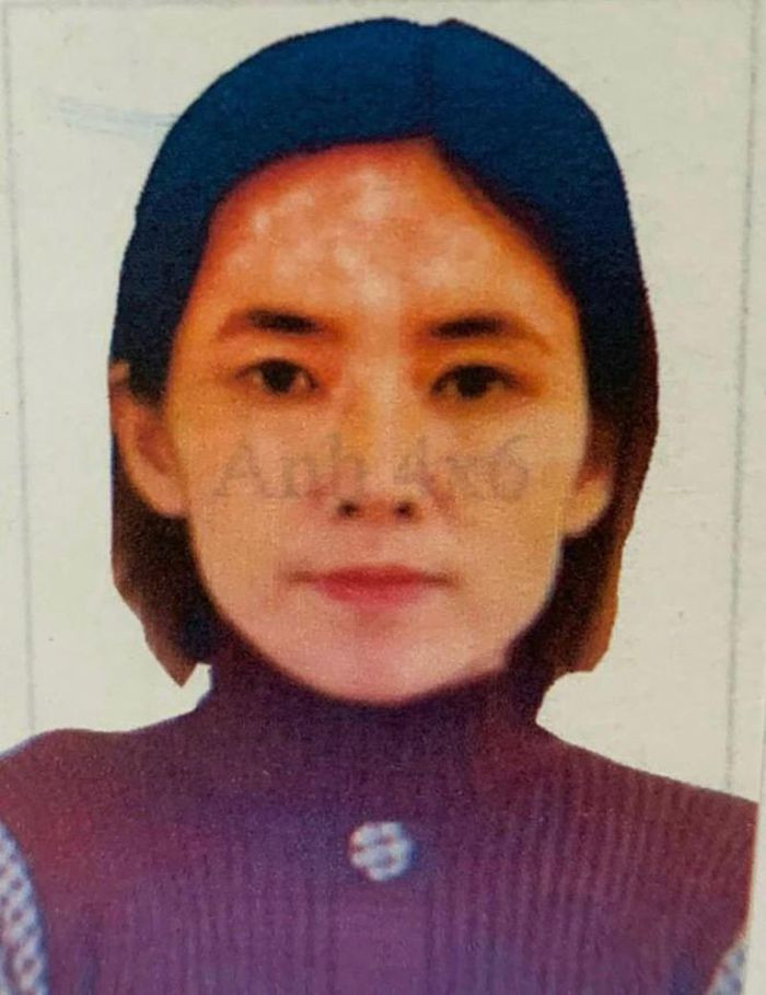  "Nổ" là cán bộ phòng tài nguyên môi trường để lừa đảo: Nguyễn Thị Hưng (SN 1989, trú TP Uông Bí, Quảng Ninh) tự giới thiệu mình là cán bộ Phòng tài nguyên và môi trường của UBND TP Hạ Long và là người nhà của lãnh đạo TP nên có khả năng làm thủ tục xin cấp đất tái định cư. Hưng chiếm đoạt số tiền 760 triệu đồng của các nạn nhân. Ngày 23/9, Hưng bị Công an tỉnh Quảng Ninh bắt tạm giam. 