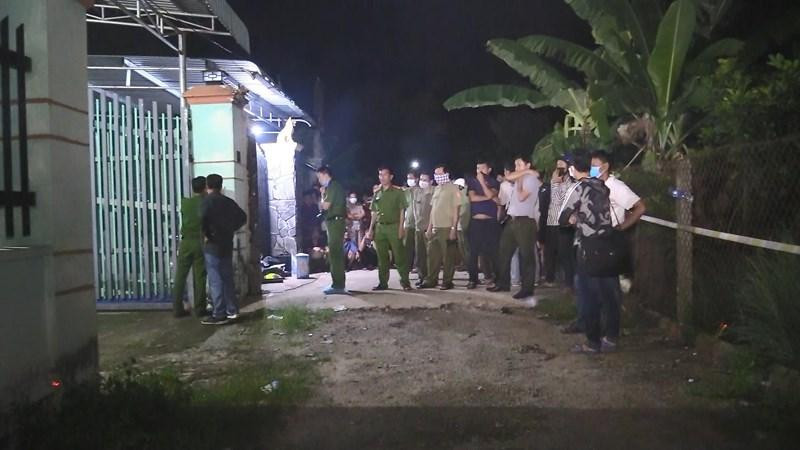 Nghi an con trai no tien khong tra bi bo dam tu vong