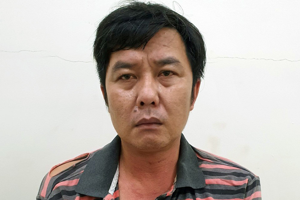  Say rượu, đâm bị thương đại úy Công an: Quách Thái (SN 1979, trú quận Ninh Kiều, Cần Thơ) say rượu, quậy phá. Khi đại úy Nguyễn Công Tín, Cảnh sát khu vực 5, Công an phường Tân An xuống giải quyết thì bị Thái đâm trọng thương. Ngày 22/9, Thái bị Công an quận Ninh Kiều khởi tố, bắt tạm giam.