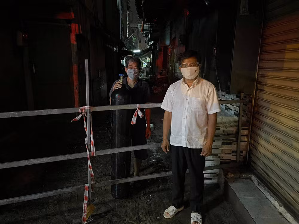 Ong Doan Ngoc Hai buc xuc khi tai khoan tich xanh lai bi khoa