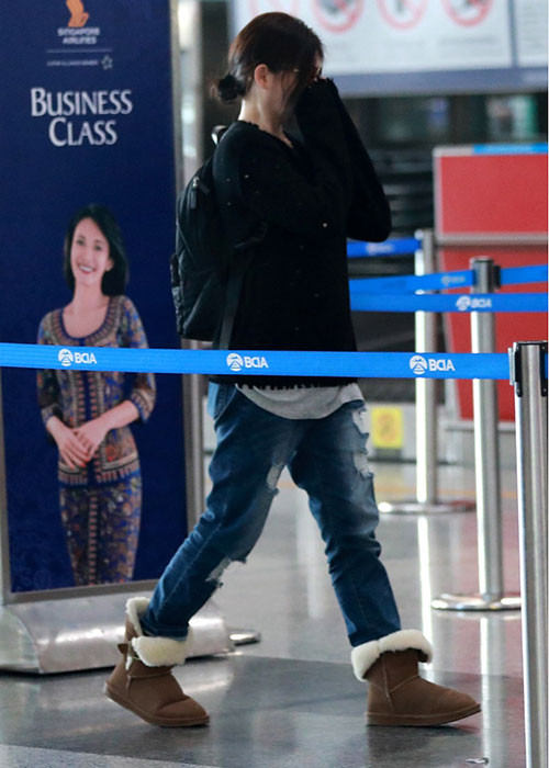 Hình ảnh Đại S tại sân bay sau khi thừa nhận đang mang bầu ở tuần thứ 7 thai kỳ. Ảnh: 163