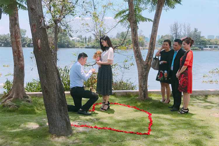 Trương Quỳnh Anh chia sẻ hình ảnh bộ phim cô đang tham gia.