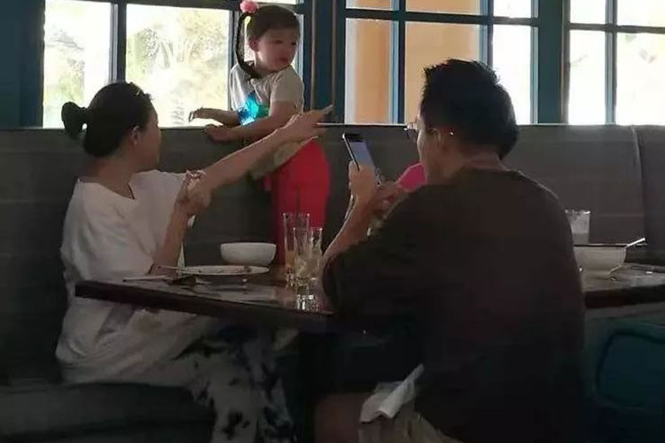 Gần đây, Đại S cùng ông xã và các con đã đến Phú Quốc, Việt Nam nghỉ ngơi. Ảnh: QQ