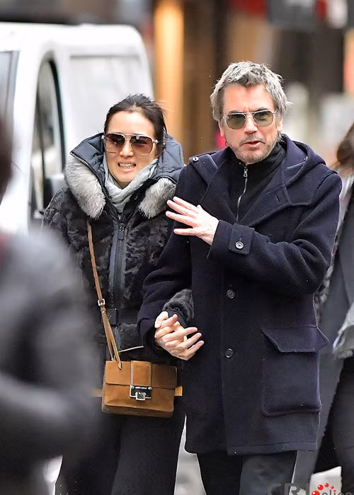 Bạn trai người Pháp của Củng Lợi năm nay 70 tuổi, hơn nữ diễn viên đến 17 tuổi.