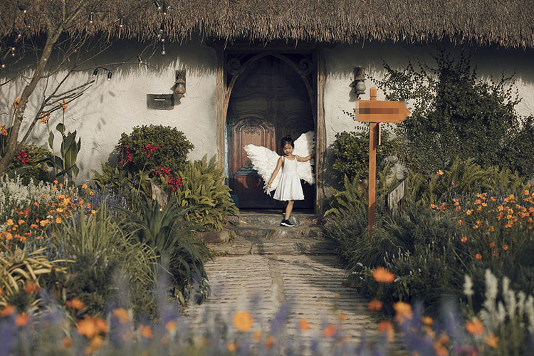 Ngoài con trai của Xuân Bắc, con gái của Xuân Lan – bé Thỏ cũng tham gia trình diễn.