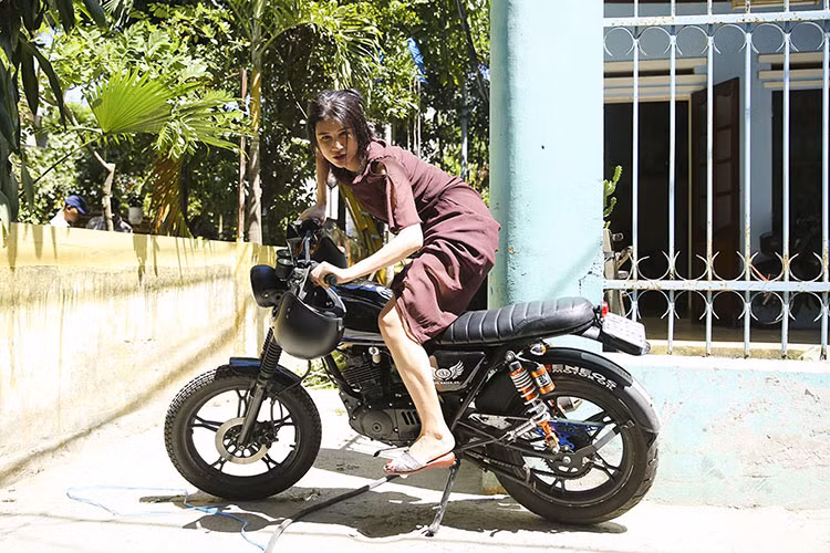 "Yêu em bất chấp" dự kiến khởi chiếu toàn quốc từ ngày 6/4/2018.