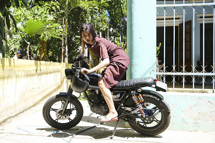 "Yêu em bất chấp" dự kiến khởi chiếu toàn quốc từ ngày 6/4/2018.