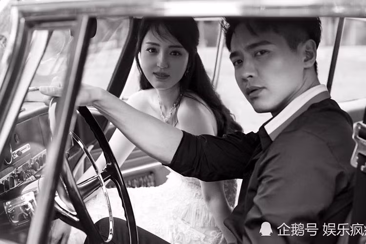 Cao Vân Tường và Đổng Tuyền kết hôn vào năm 2011 sau 4 tháng hẹn hò. Ảnh: QQ