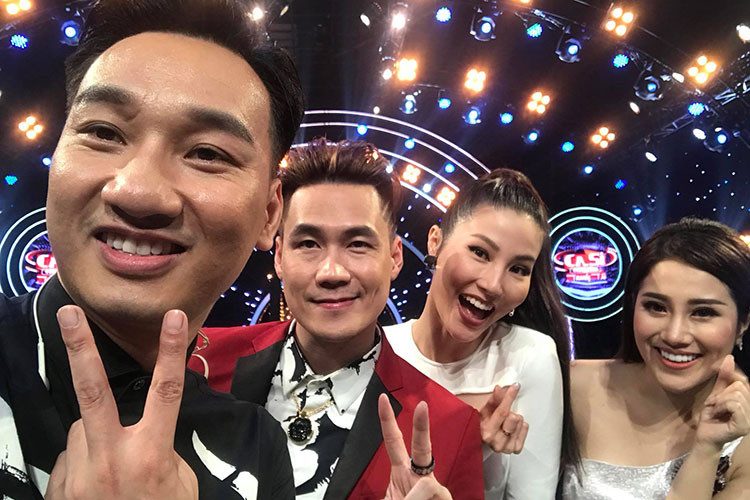MC Thành Trung quay gameshow từ sáng đến đêm.