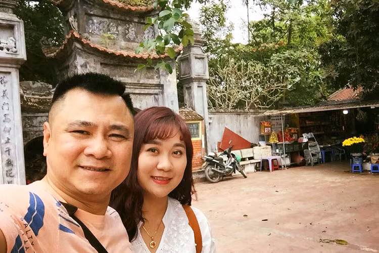 Tự Long than thở anh bị chê tăng cân.