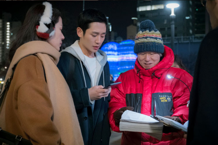Trước "Chị đẹp mua cơm ngon cho tôi", Jung Hae In chuyên đóng vai phụ còn Son Ye Jin đã nổi tiếng. Ảnh: Asiae