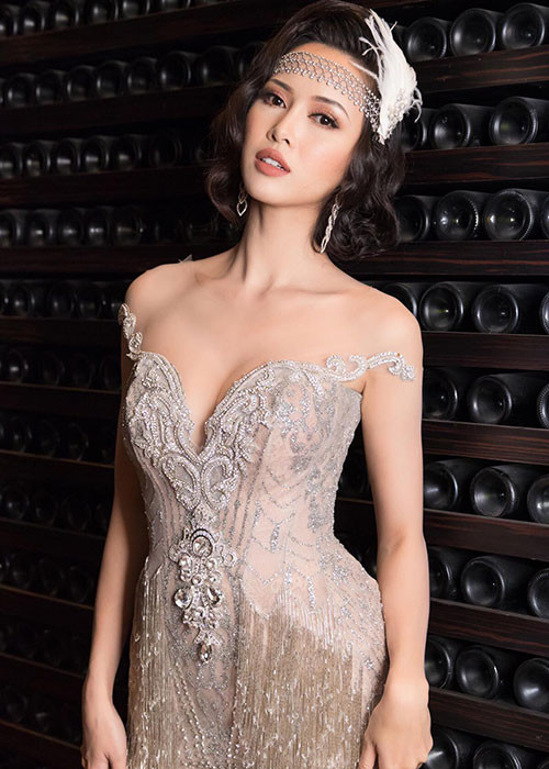 Ngoài tu sửa vòng một, nữ diễn viên phim “Quyên” chỉ làm trắng răng, không dao kéo gương mặt.