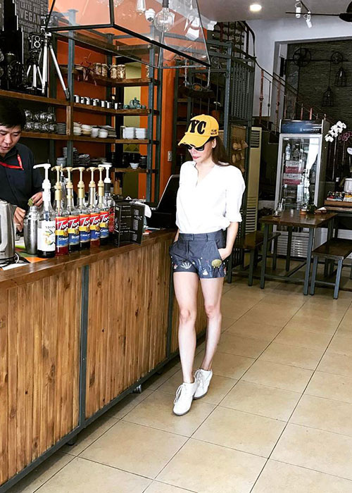 Nữ ca sĩ sinh năm 1980 trở nên khá kín tiếng về đời tư sau khi chia tay Hà Dũng.