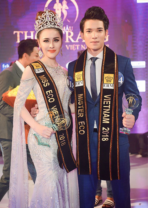 Với danh hiệu á quân 1 cuộc thi Người mẫu Thời trang Việt Nam 2018, Thư Dung sẽ tham gia cuộc thi Hoa hậu Môi trường Quốc tế 2018.