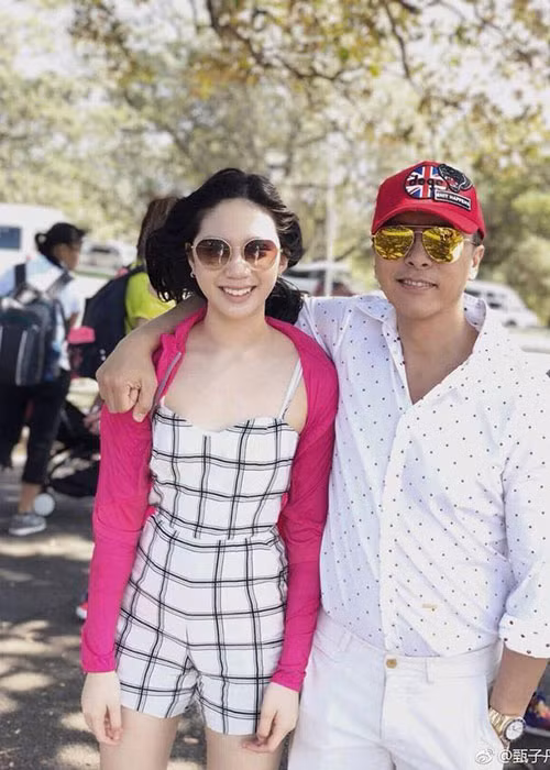 Giống Tiêu Ân Tuấn, ngôi sao Hoa ngữ Chân Tử Đan cũng có một cô con gái xinh như hoa hậu. Ảnh: Weibo
