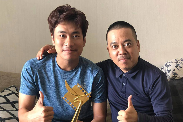 Kiều Minh Tuấn nhận cúp Cánh diều vàng 2017 ở hạng mục Nam diễn viên chính xuất sắc phim truyện điện ảnh.