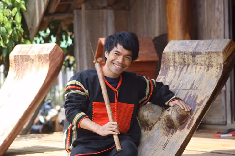 Cuộc sống đời thường của Ya Suy đã trở lại bình yên sau sóng gió đời tư. Ảnh: FBNV