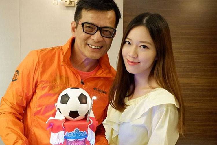 Huỳnh Chỉ Tinh là con gái của tài tử đài TVB Huỳnh Nhật Hoa và nữ diễn viên đài TVB Lương Khiết Hoa. Ảnh: Weibo