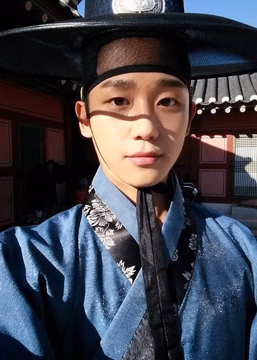 Jung Hae In còn từng tham gia các bộ phim cổ trang. Ảnh: FBNV