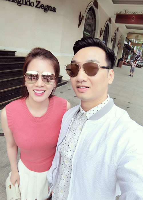 MC Thành Trung phải xa vợ lâu ngày vì phải đi quay xa.