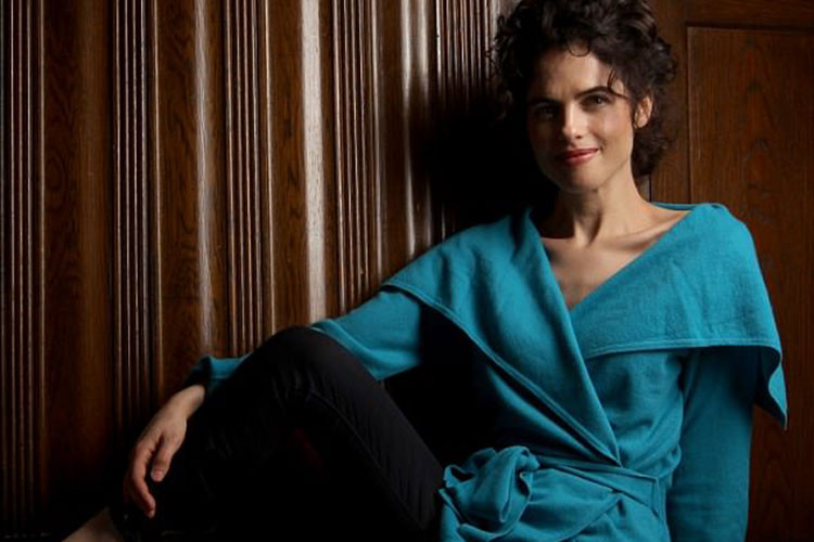 Không chỉ là một nữ kiến trúc sư nổi tiếng, Nerio còn sở hữu nhan sắc xinh đẹp. Ảnh: Dailymail