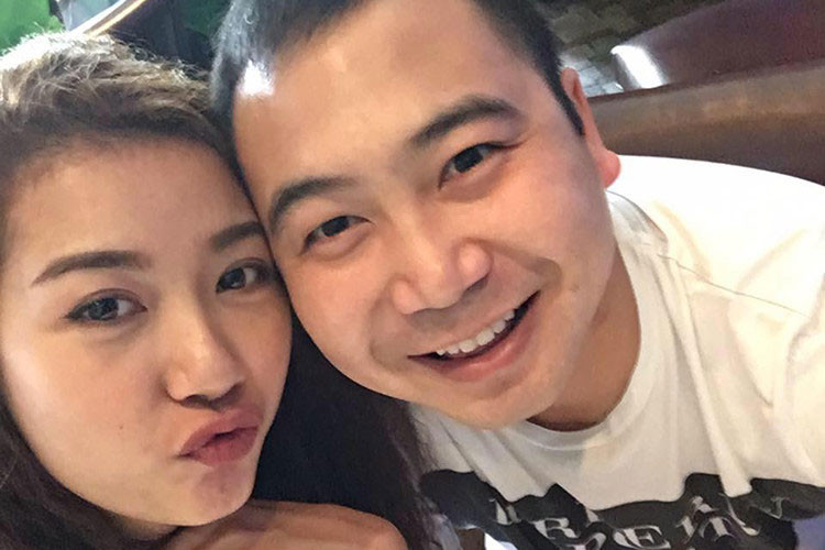 Tháng 9/2016, Á hậu Thúy Vân và bạn trai Tuấn John công khai hẹn hò. Tuy nhiên, đến tháng 9/2017, cặp đôi tuyên bố chia tay. Ảnh: FBNV