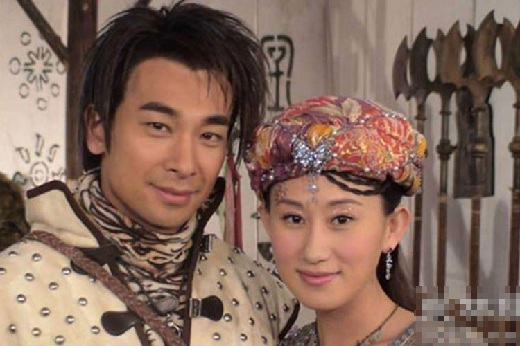 Triệu Văn Trác là ngôi sao võ thuật trong làng giải trí xứ Trung. Năm 2006, anh kết hôn với nữ diễn viên Trương Đan Lộ. Ảnh: Sohu