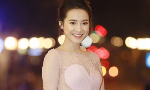 Nhã Phương. Ảnh: Saostar